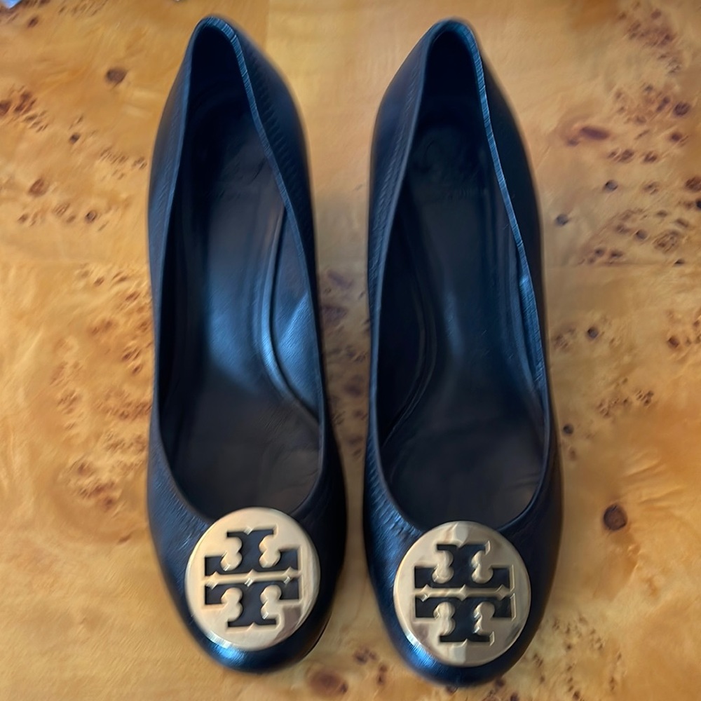 Tory Burch Reva Wedge Black & Gold